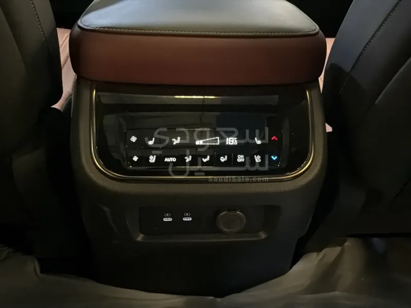 2025 انفينيتي كيو اكس 80