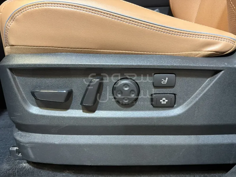 2025 انفينيتي كيو اكس 80