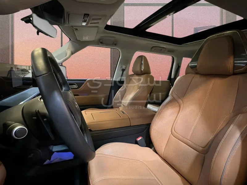 2025 انفينيتي كيو اكس 80