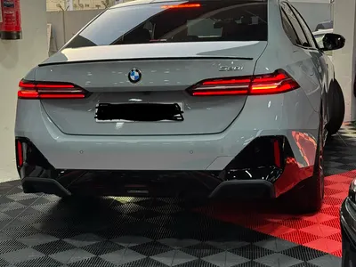2025 بي ام دبليو الفئة الخامسة 520 أي