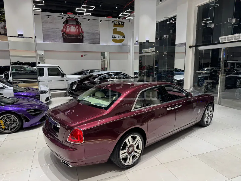 2015 رولز رويس قوست