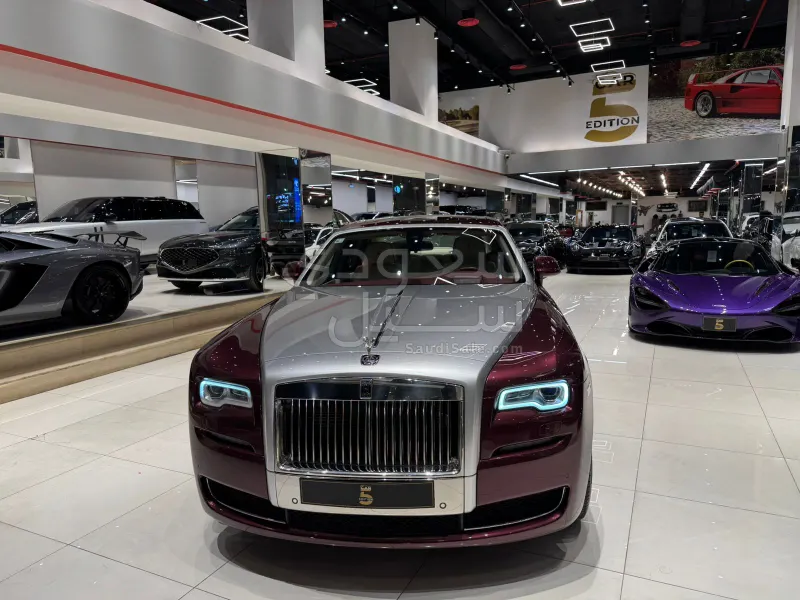 2015 رولز رويس قوست