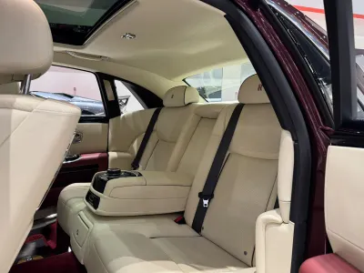 2015 رولز رويس قوست