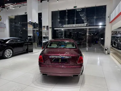 2015 رولز رويس قوست