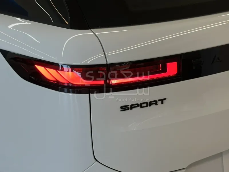 2024 لاند روفر رينج روفر سبورت اوتوبيوجرافي