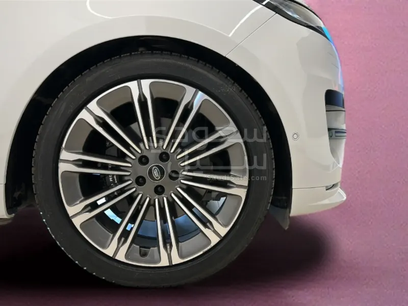 2024 لاند روفر رينج روفر سبورت اوتوبيوجرافي