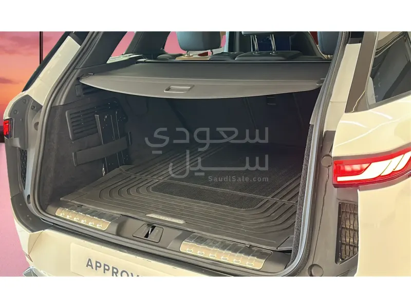 2024 لاند روفر رينج روفر سبورت اوتوبيوجرافي