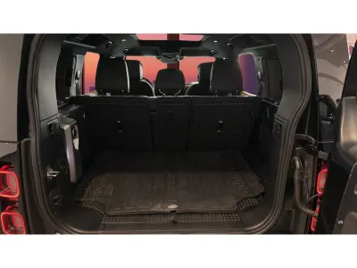 2024 لاند روفر ديفيندر اكس 110