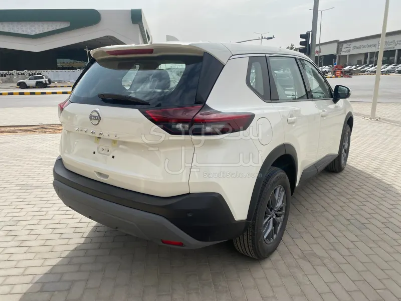 2026 نيسان اكس - ترايل