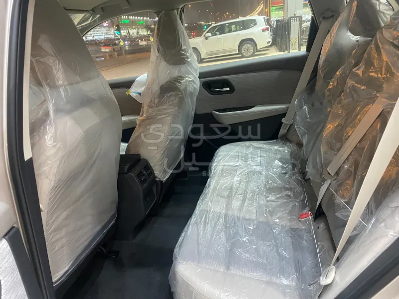 2026 نيسان اكس - ترايل