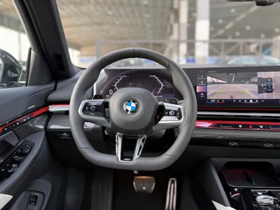 2026 بي ام دبليو الفئة الخامسة 520 أي إم كت