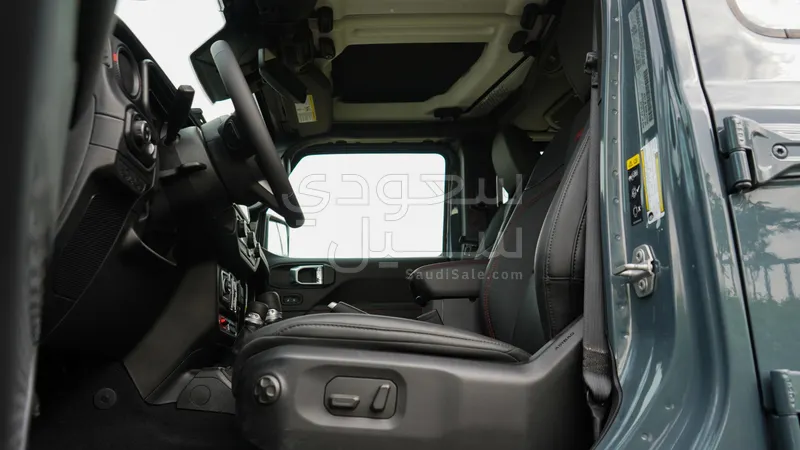 2025 جييب رانجلر ربيكون