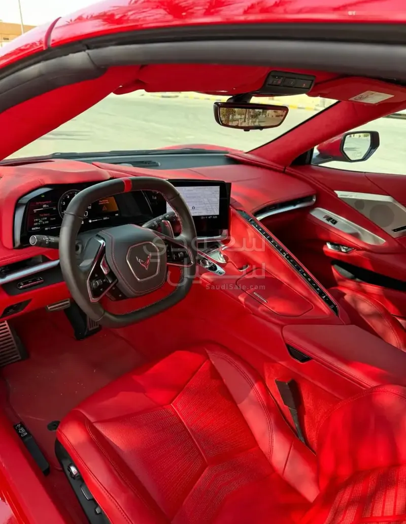 2023 شفروليه كورفيت سي 8