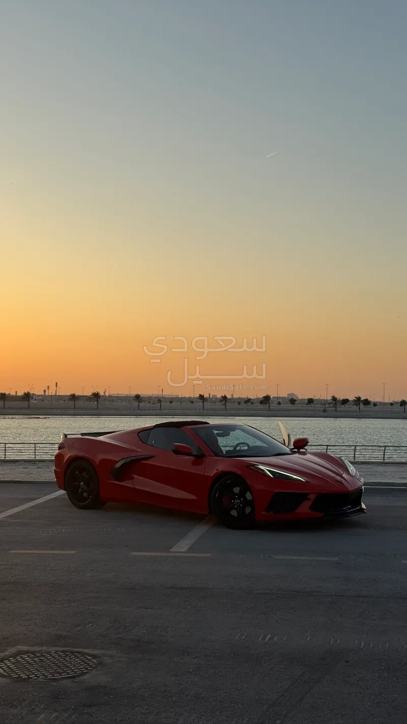 2023 شفروليه كورفيت سي 8