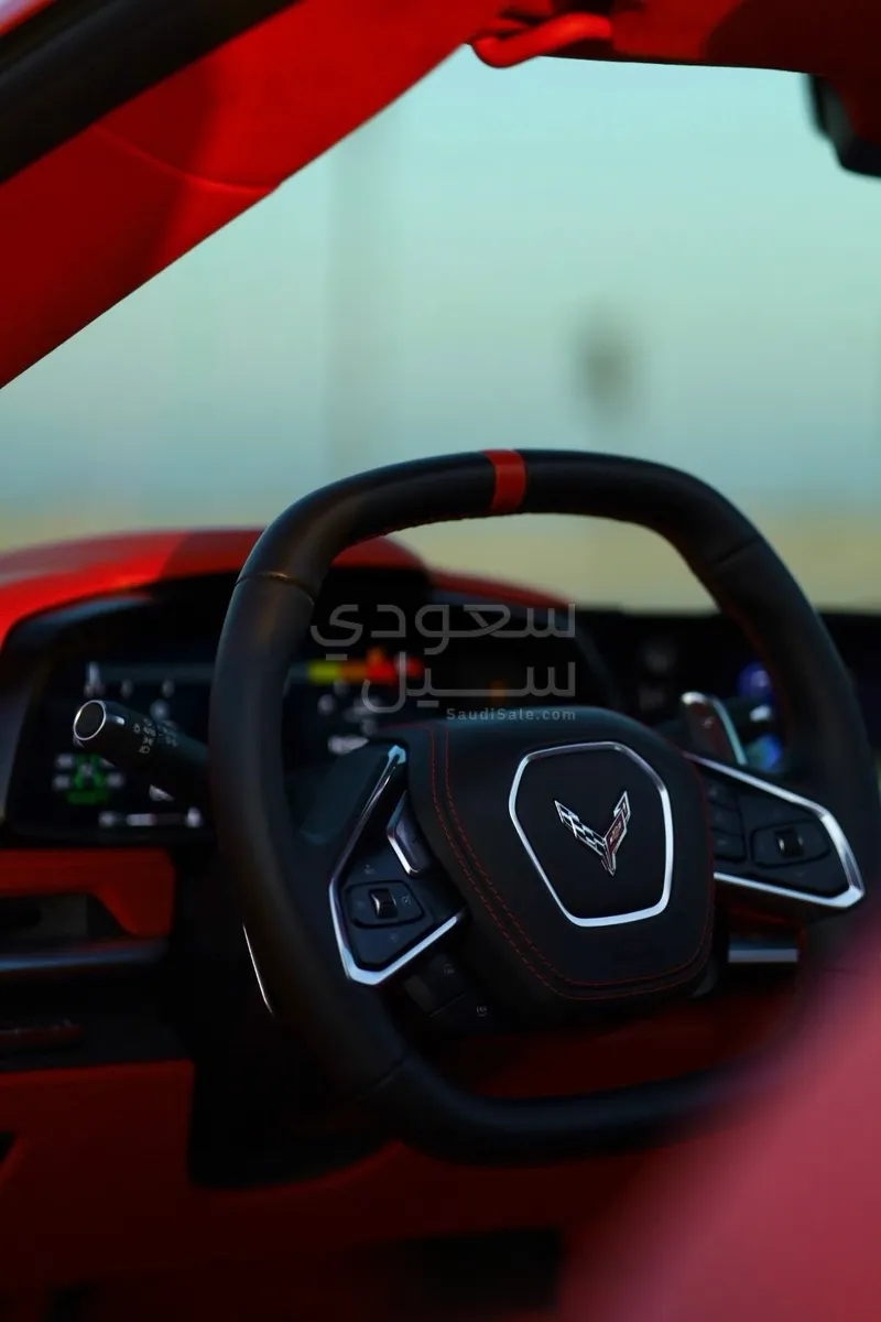 2023 شفروليه كورفيت سي 8