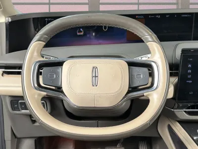 2024 لنكولن نوتيلوس