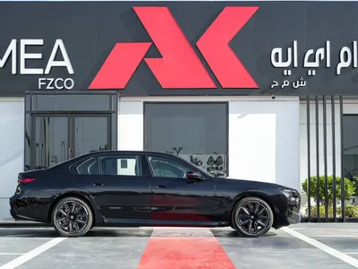 2026 بي ام دبليو الفئة السابعة 760 إل أي إم