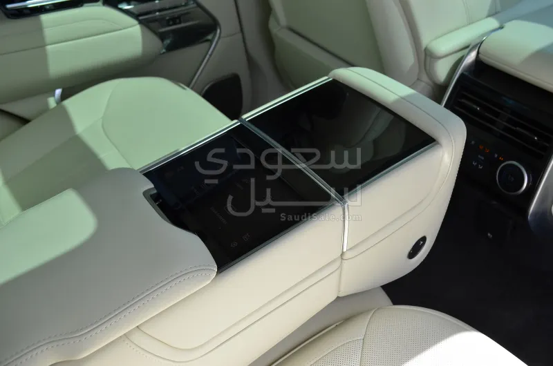 2025 لاند روفر رينج روفر اوتوبيوغرافي