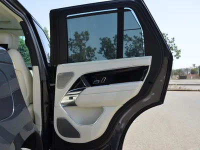 2025 لاند روفر رينج روفر اوتوبيوغرافي