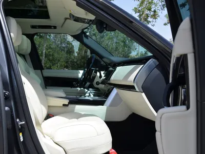 2025 لاند روفر رينج روفر اوتوبيوغرافي