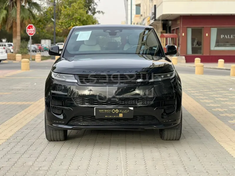 2025 لاند روفر رينج روفر فوج اس اي