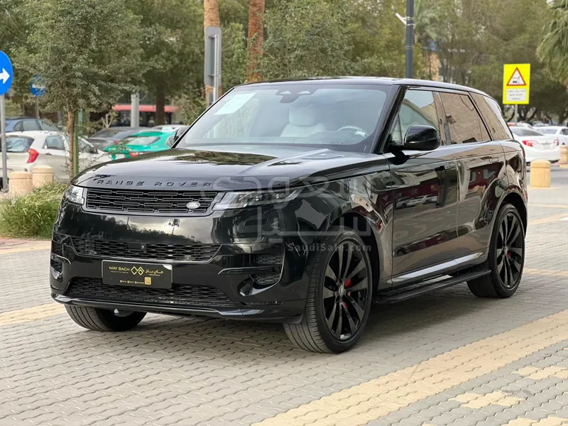 2025 لاند روفر رينج روفر فوج اس اي
