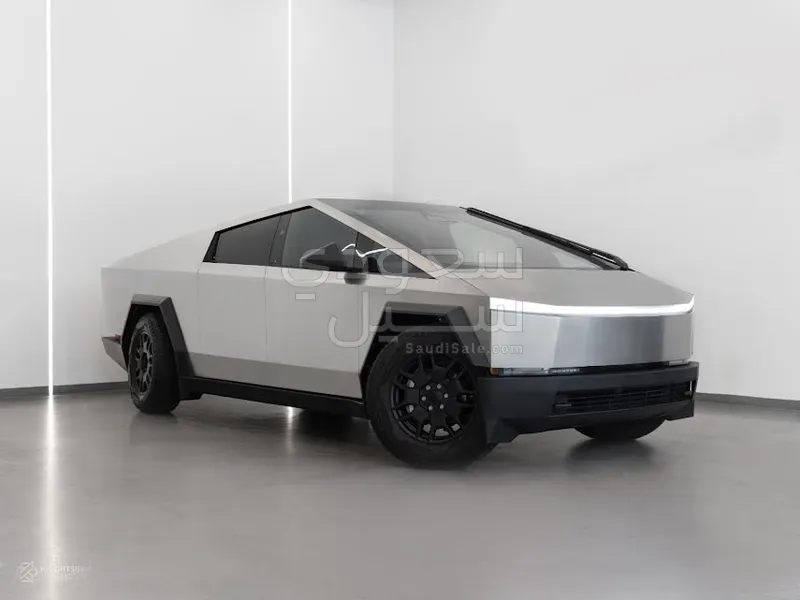 2024 تيسلا سايبر تراك