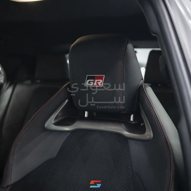 2023 تويوتا كورولا جي آر