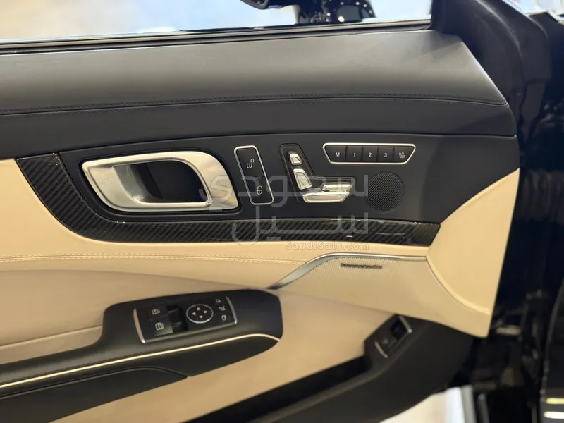 2017 مرسيدس - بنز إس إل 63 أي إم جي