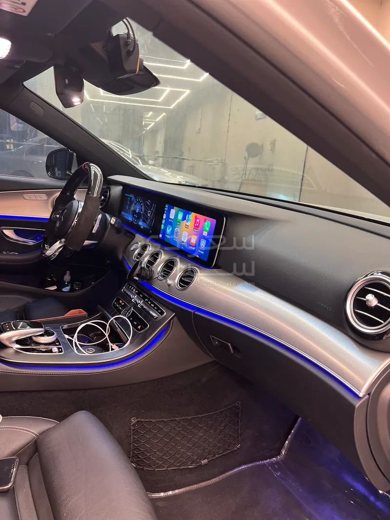 2021 مرسيدس - بنز إي 200