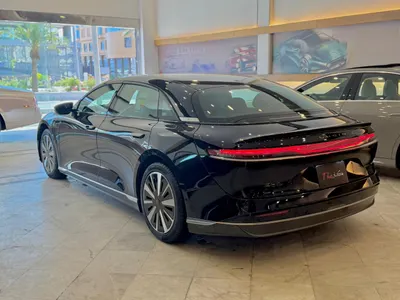 2025 لوسيد اير بيور