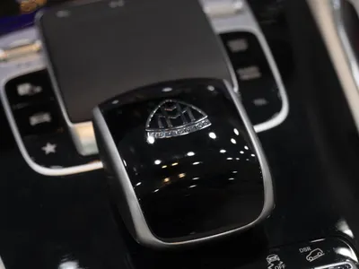 2022 مرسيدس - بنز جي إل إس 600 مايباخ