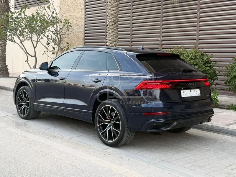 2023 اودي كيو 8 اس لاين