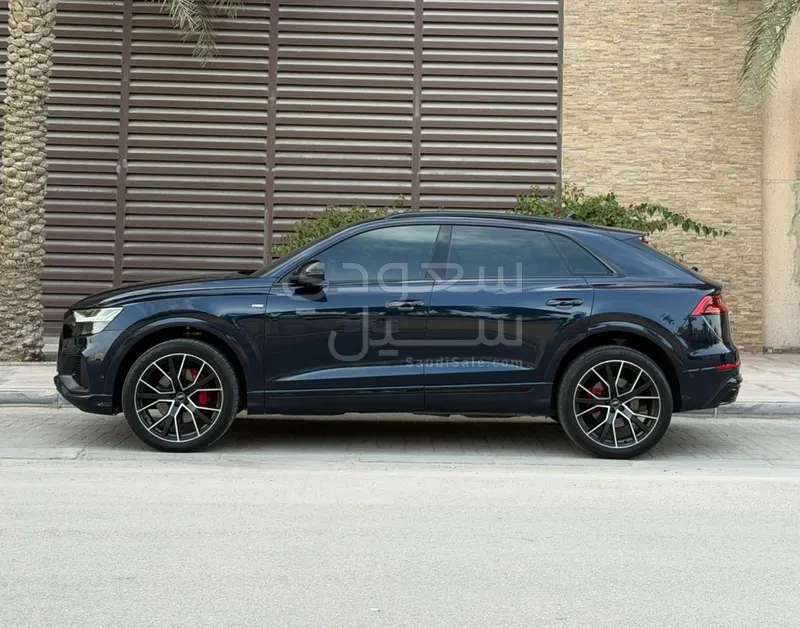 2023 اودي كيو 8 اس لاين