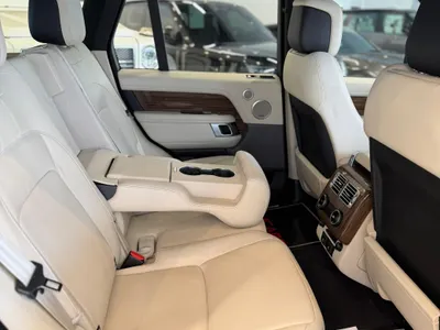 2022 لاند روفر رينج روفر كلاسيك