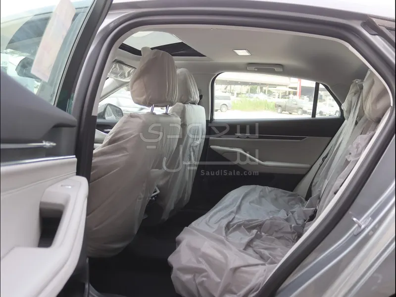 2026 فورد توروس امبيانتي