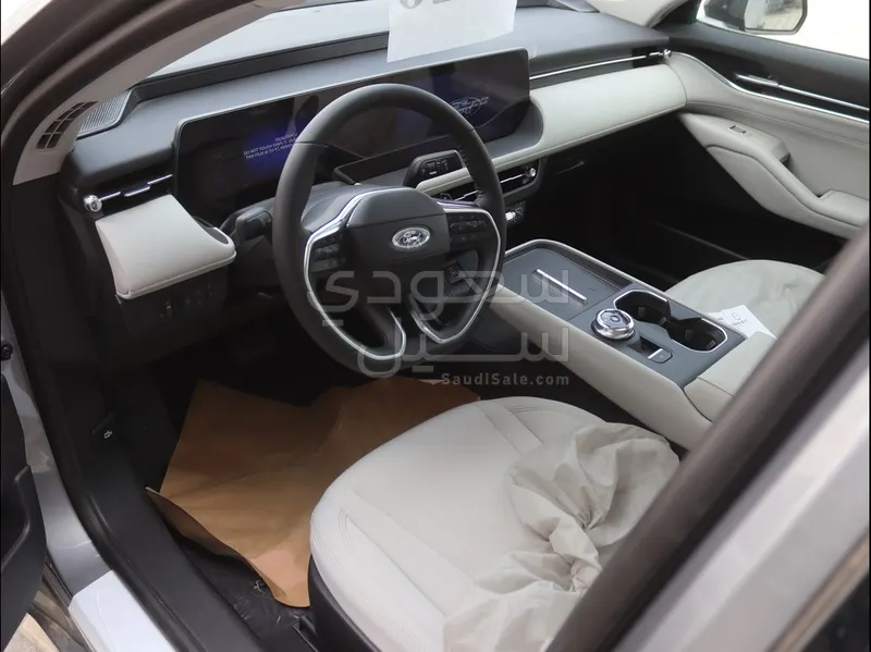 2026 فورد توروس امبيانتي