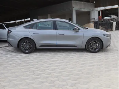 2026 فورد توروس امبيانتي