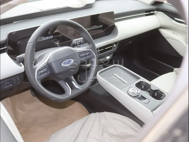 2026 فورد توروس ترند