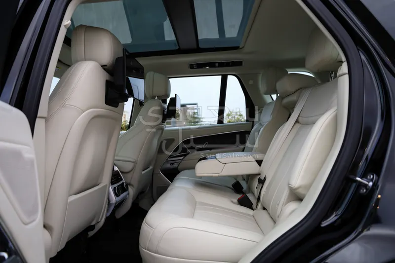 2024 لاند روفر رينج روفر اتش اس اي