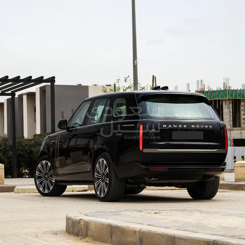 2024 لاند روفر رينج روفر اتش اس اي