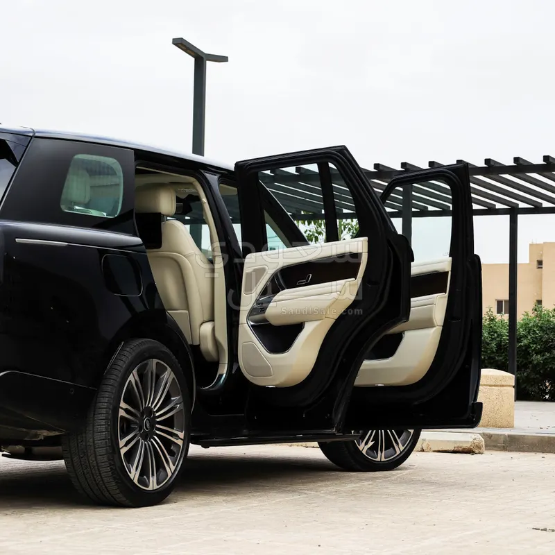 2024 لاند روفر رينج روفر اتش اس اي