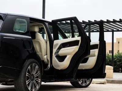 2024 لاند روفر رينج روفر اتش اس اي