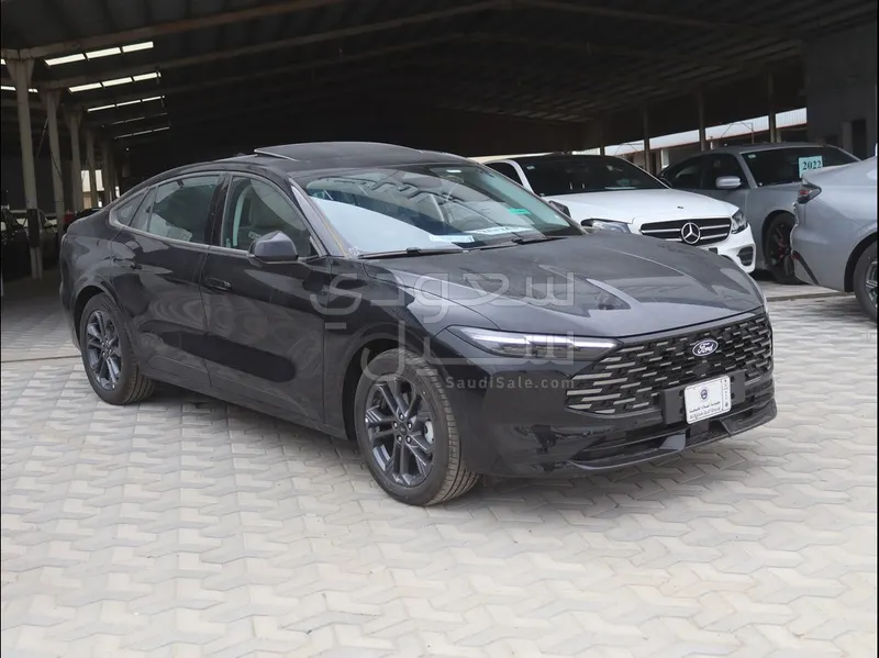 2026 فورد توروس امبيانتي