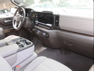 2023 جي ام سي سييرا اس ال اي