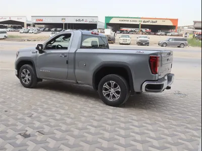 2023 جي ام سي سييرا اس ال اي