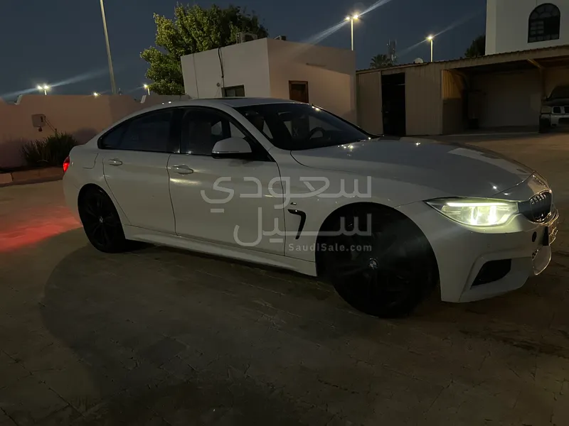 2015 بي ام دبليو الفئة الرابعة 435 أي