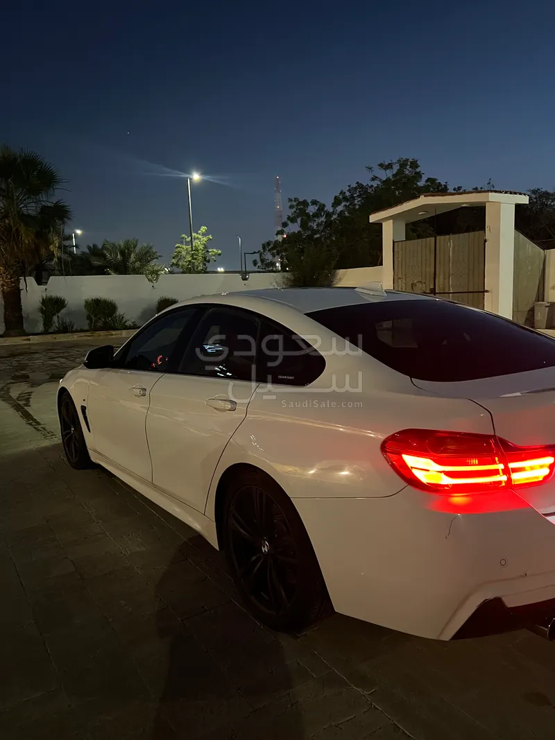 2015 بي ام دبليو الفئة الرابعة 435 أي