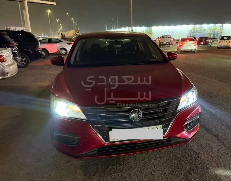 2021 ام جي ام جي 5