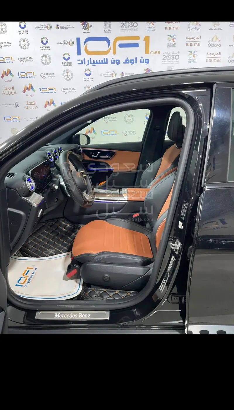 2023 مرسيدس - بنز جي إل سي 200